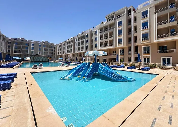 The Blue Pearl-hurghada Hub Luxury 2 Bedroom Apartahotel